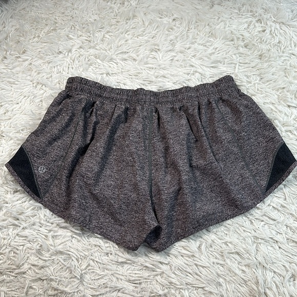 Lululemon Hotty Hot Short 2.5" Heather Lux Multi Black Heathered Black - Picture 5 of 6